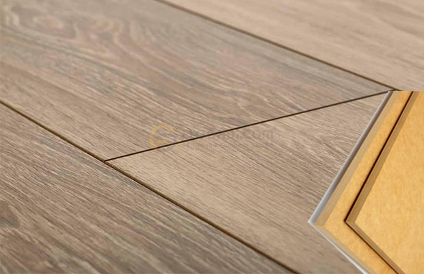 Cốt gỗ HDF đảm bảo tỷ trọng nén giúp ngăn chặn hiện tượng sàn gỗ bị kêu