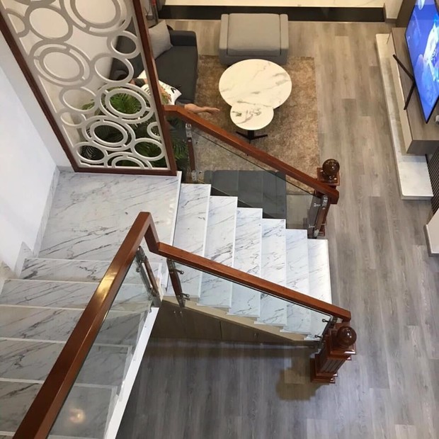 Ván nhựa dán sàn nhà vân gỗ Dongwha